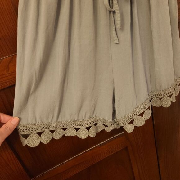 Stella Bianca Romper Sage Green Small Medium - Picture 4 of 6